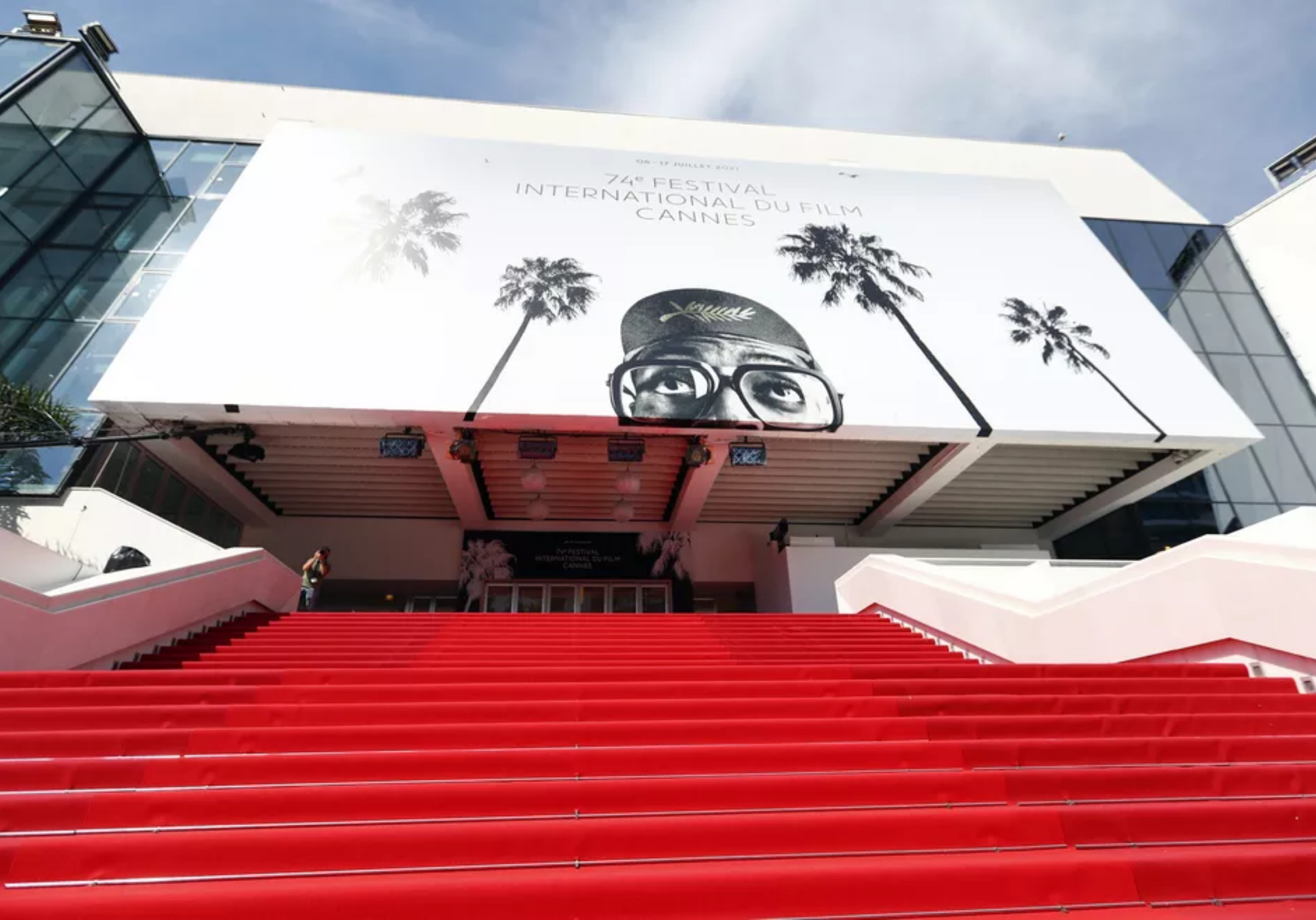 (2560 px × 1789 px)