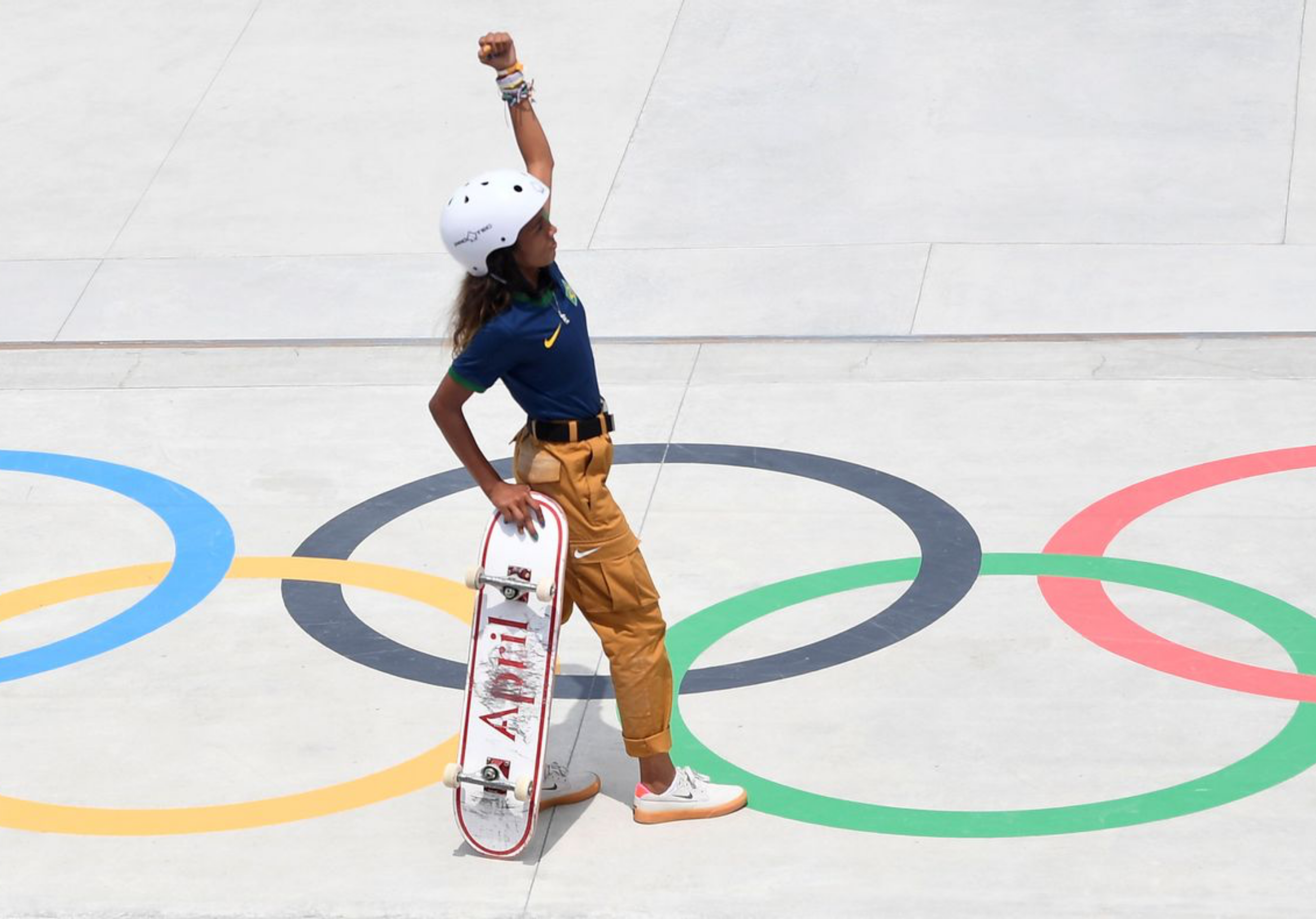 (2560 px × 1789 px)