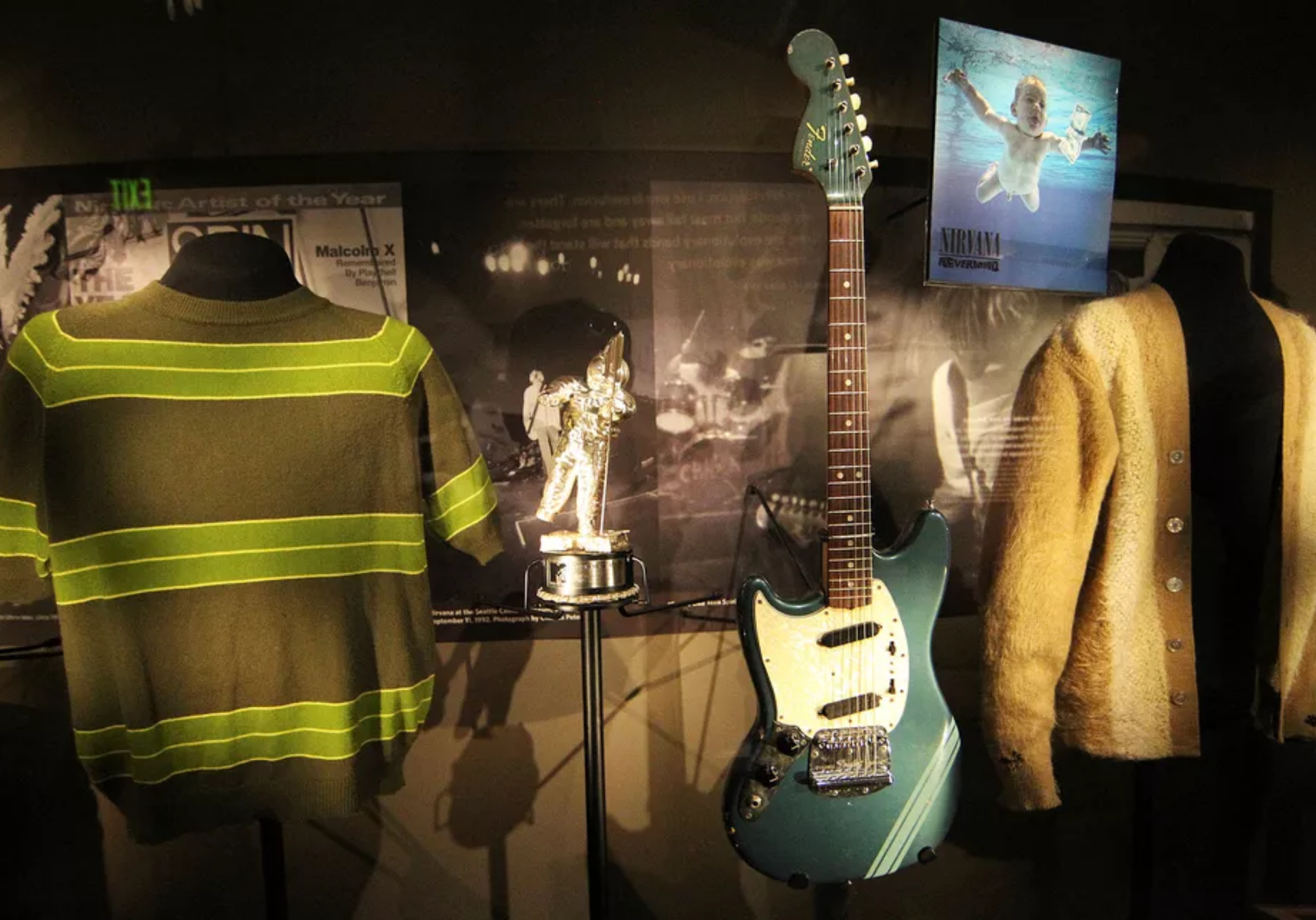 (2560 px × 1789 px)