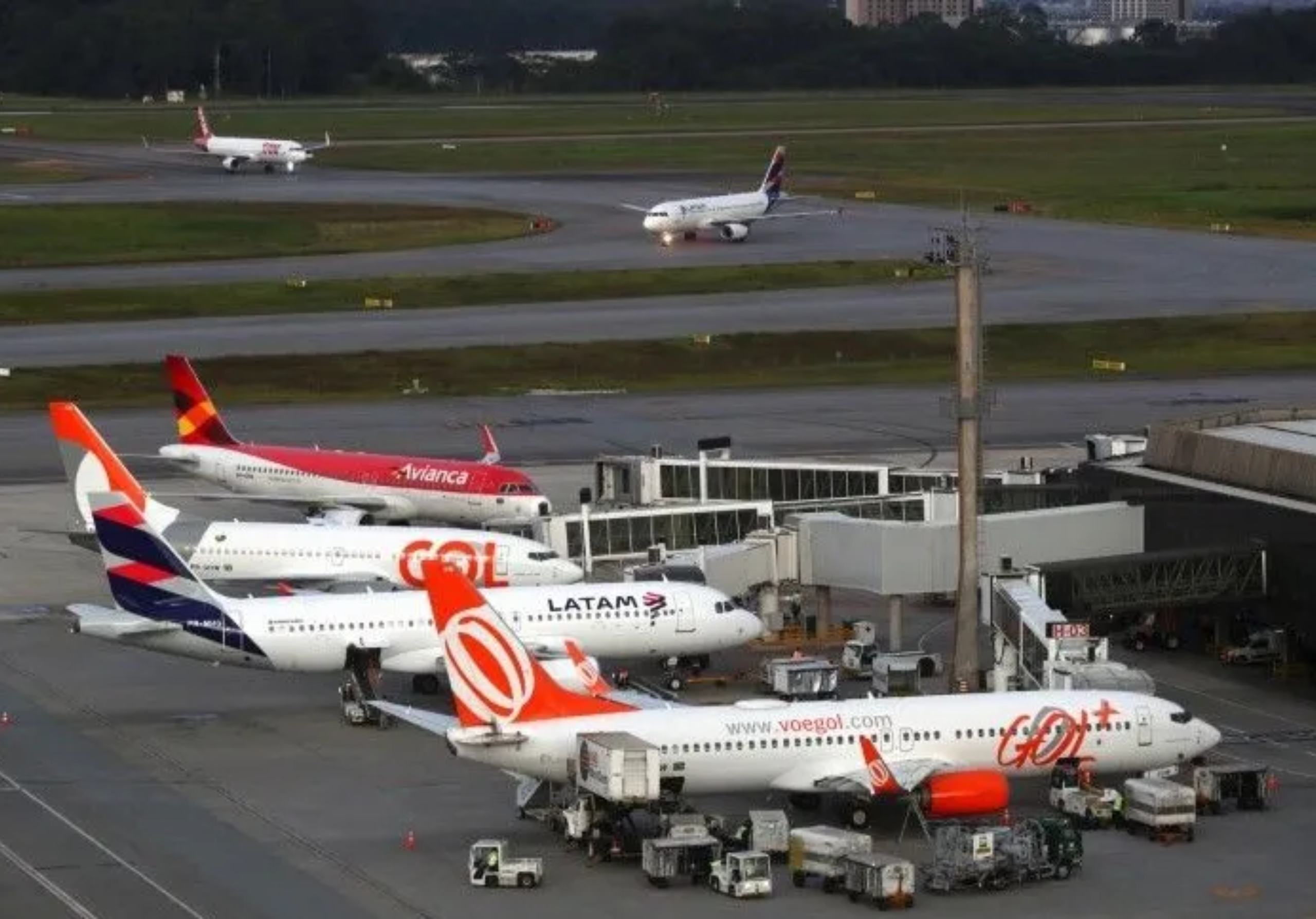 (2560 px × 1789 px)