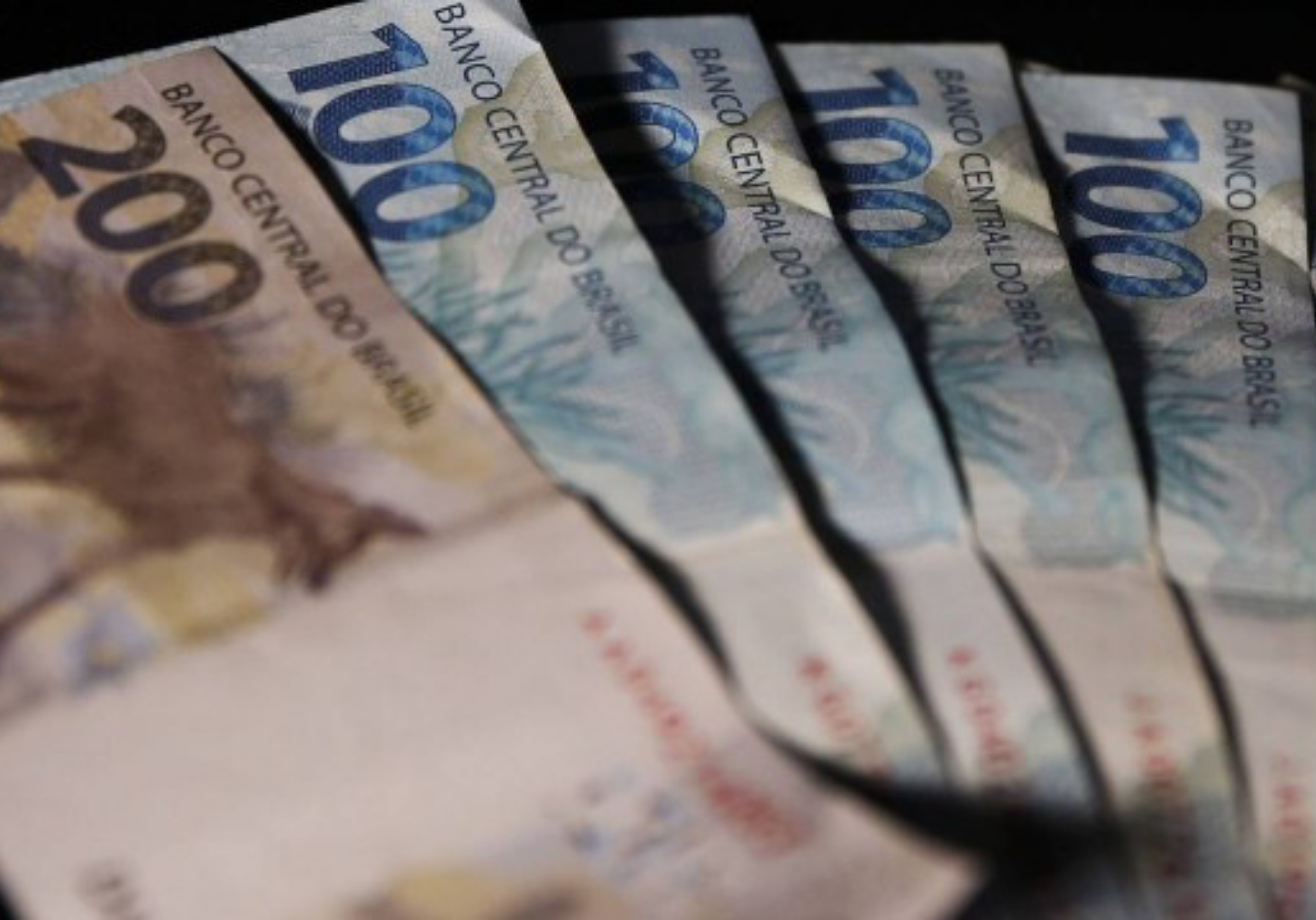 (2560 px × 1789 px)