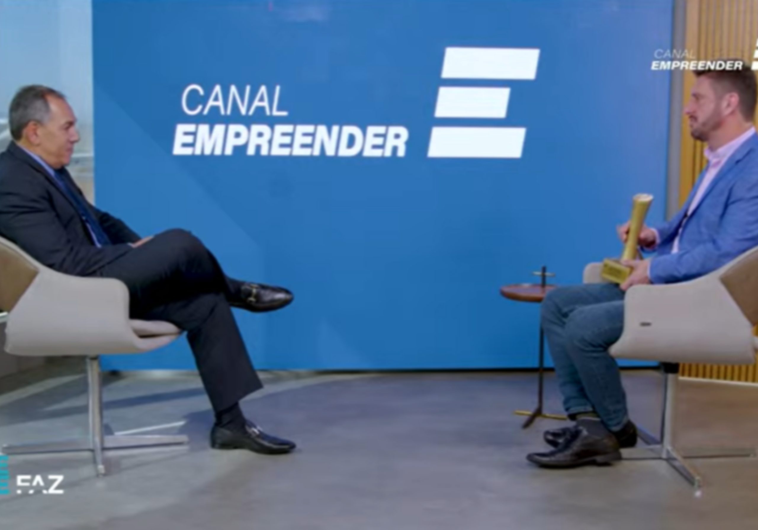 (2560 px × 1789 px)